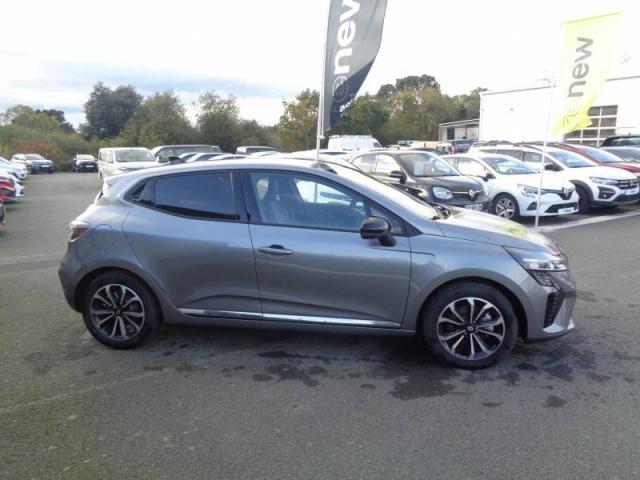 Renault Clio image 8