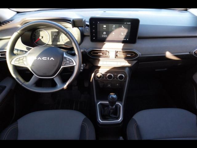 Dacia Sandero image 3