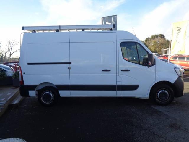 Renault Master image 1