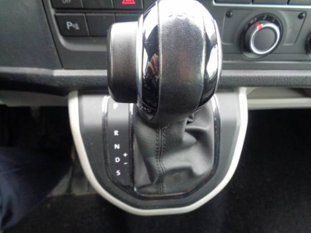 Volkswagen Transporter image 4