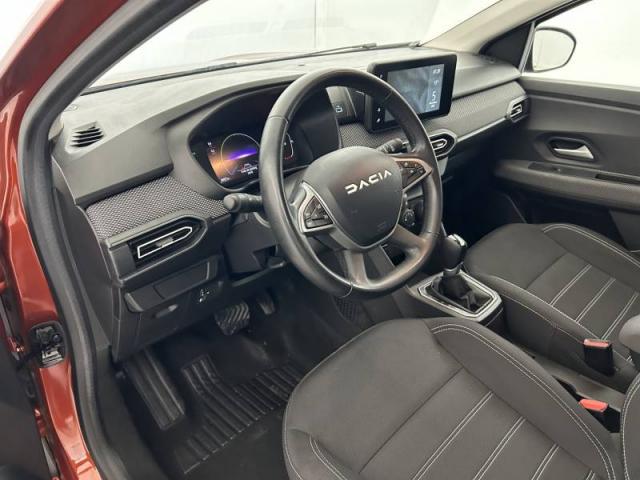 Dacia Jogger image 1