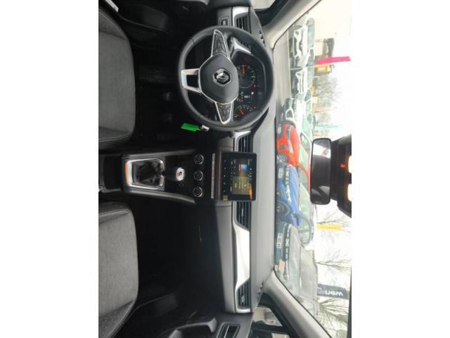 Renault Captur image 6