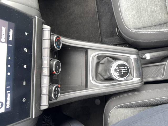 Renault Captur image 2