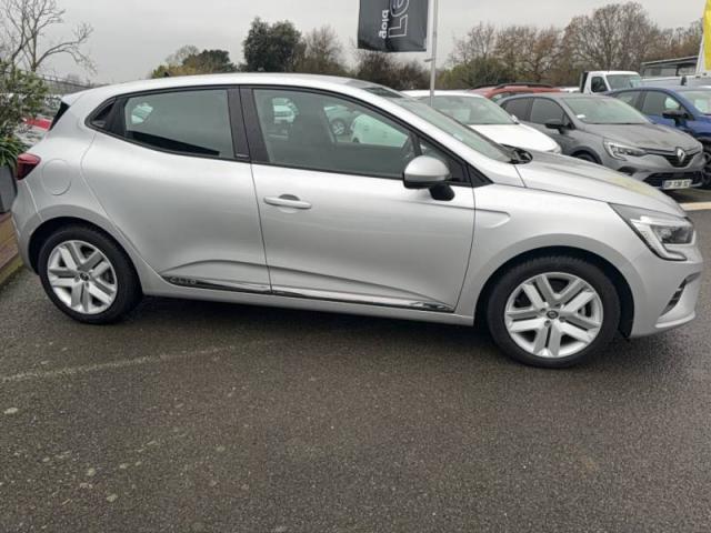 Renault Clio image 9