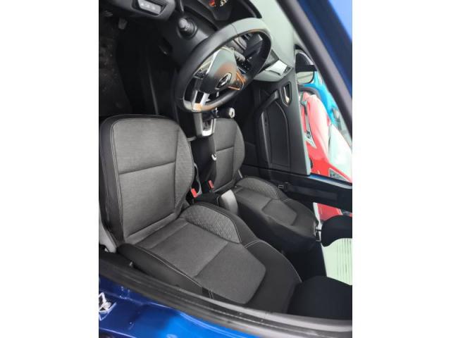 Renault Captur image 8