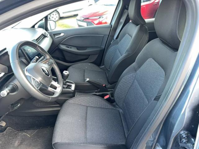 Renault Clio image 9