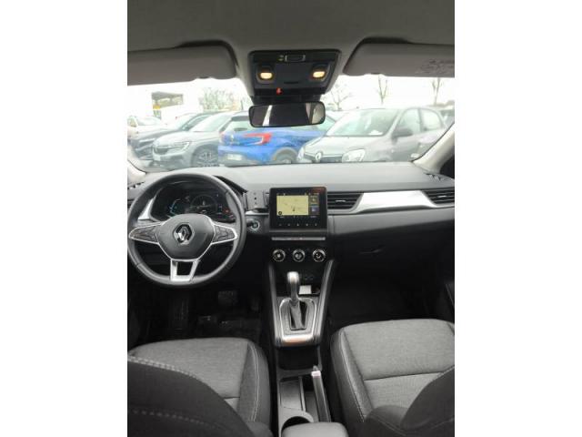Renault Captur image 2