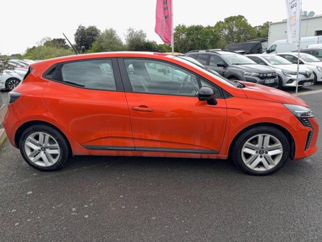 Renault Clio image 2