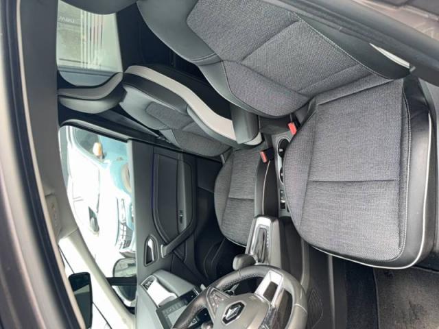 Renault Captur image 9