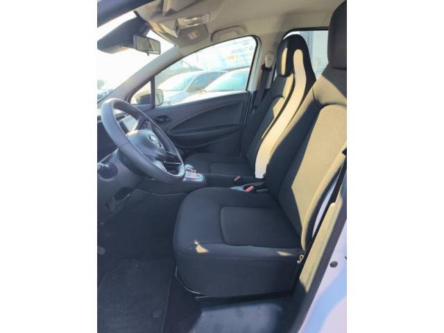 Renault Zoe image 2