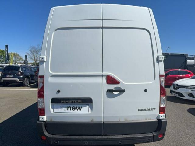 Renault Master image 2