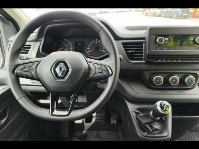 Renault Trafic image 7