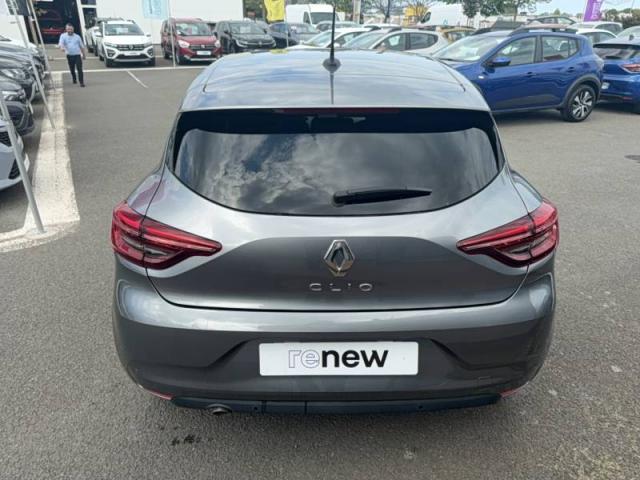 Renault Clio image 2