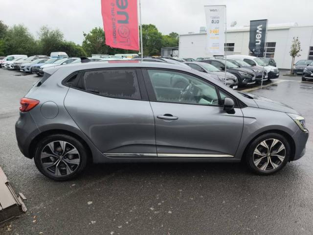 Renault Clio image 2