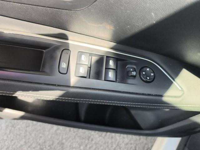 Peugeot 3008 image 4
