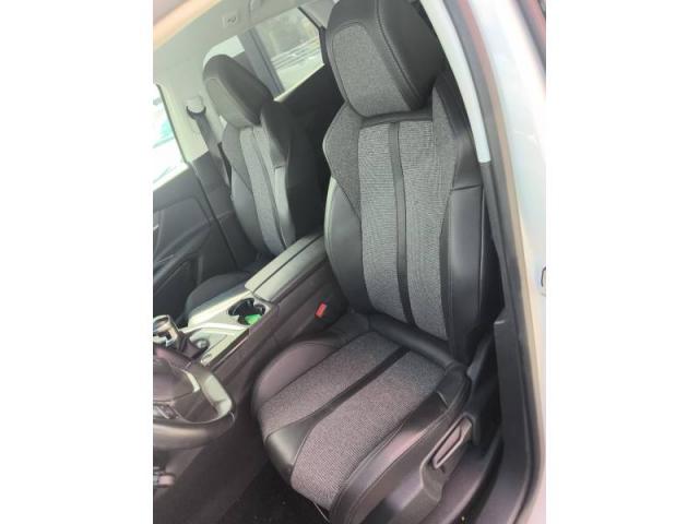 Peugeot 3008 image 7