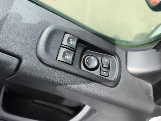 Renault Master image 4