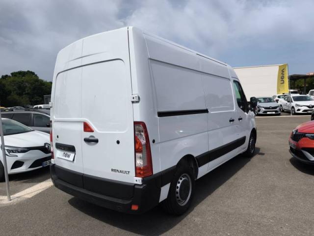 Renault Master image 2