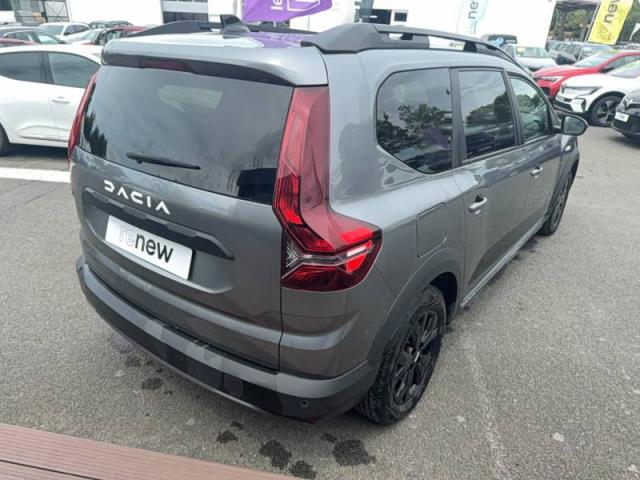 Dacia Jogger image 1