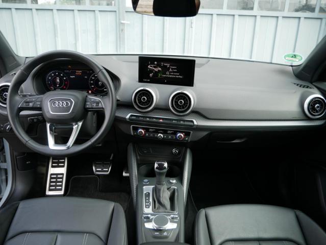 Audi Q2 image 8