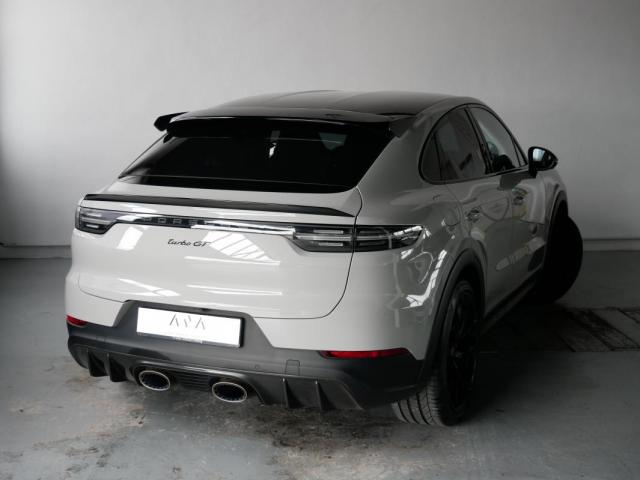 Porsche Cayenne image 1