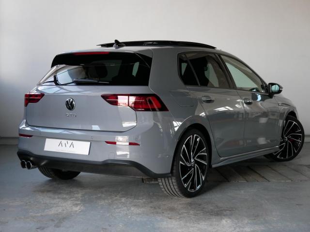 Volkswagen Golf image 3