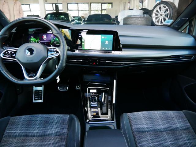 Volkswagen Golf image 7