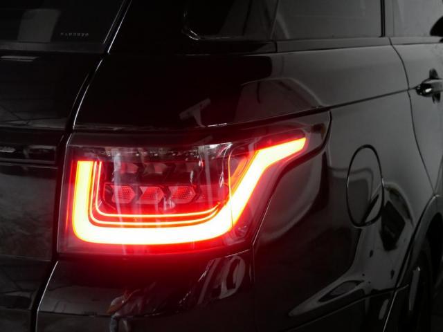 Land Rover Range Rover Sport image 6