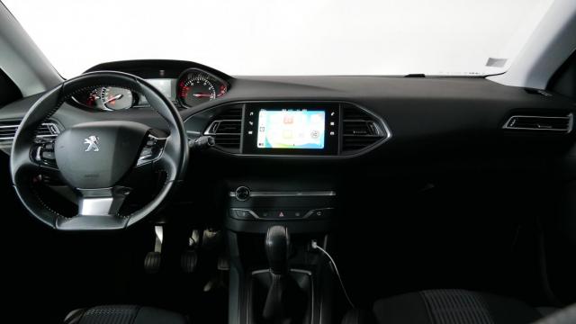 Peugeot 308 image 6