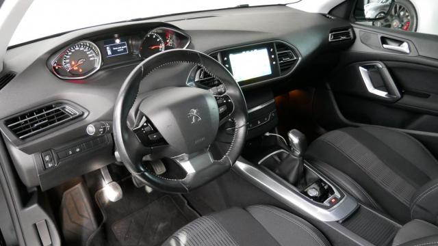 Peugeot 308 image 4