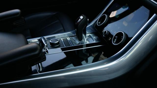 Land Rover Range Rover Sport image 7