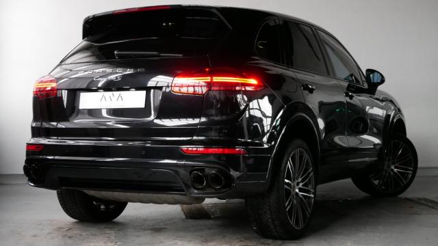 Porsche Cayenne image 4