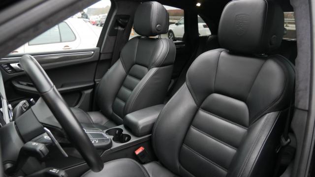 Porsche Macan image 6