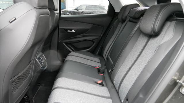 Peugeot 3008 image 4