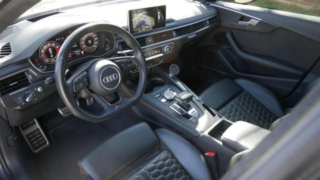 Audi Rs4 image 2