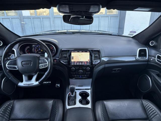 Jeep Grand Cherokee image 3