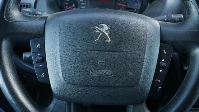 Peugeot Boxer image 6