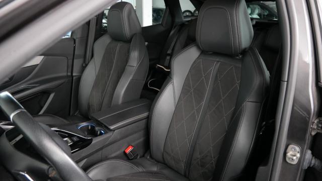 Peugeot 3008 image 1