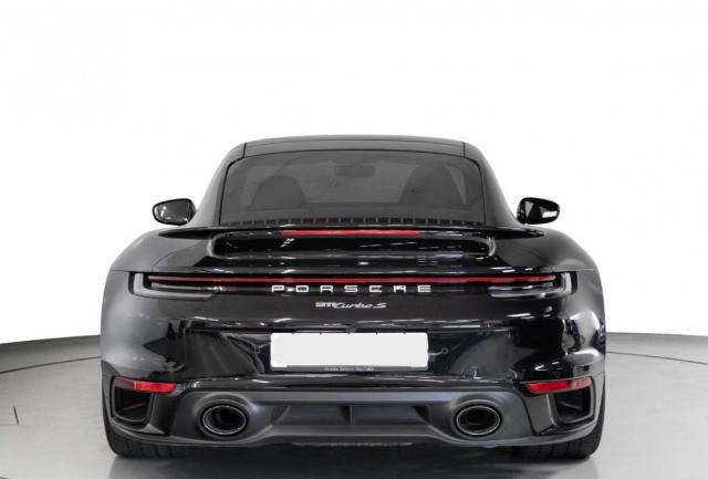 Porsche 911 image 2