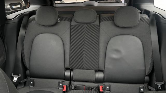 Mini Countryman image 8