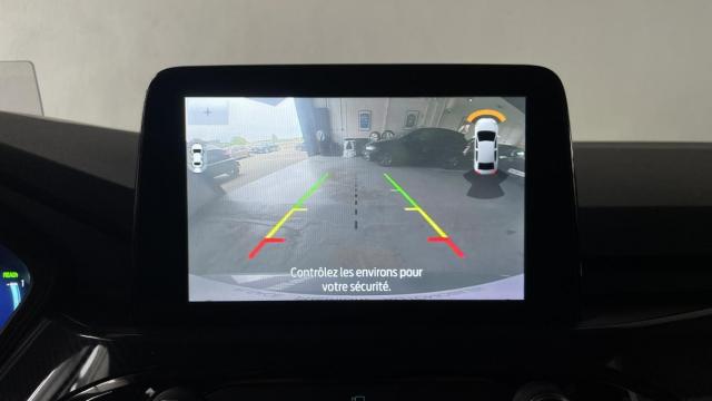 Ford Kuga image 9