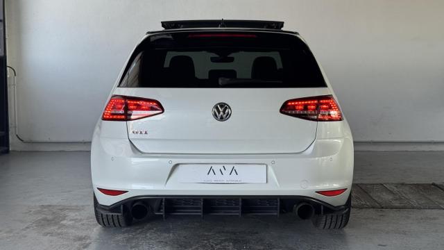 Volkswagen Golf image 1