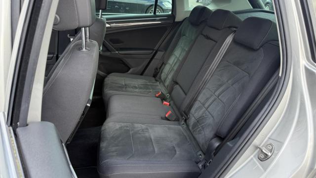 Volkswagen Tiguan image 8