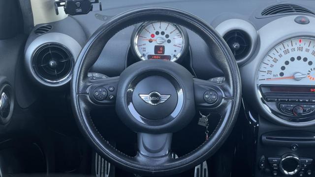 Mini Countryman image 8