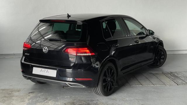 Volkswagen Golf image 2