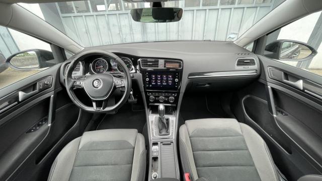 Volkswagen Golf image 7
