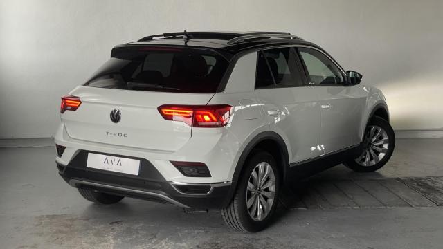 Volkswagen T-Roc image 8