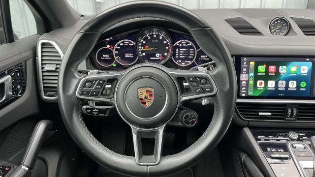 Porsche Cayenne image 9