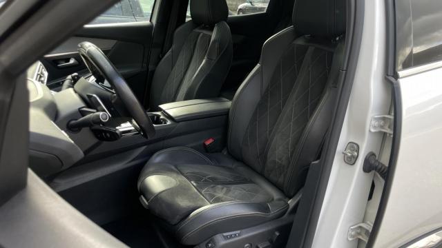 Peugeot 3008 image 8