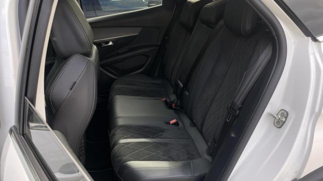 Peugeot 3008 image 9
